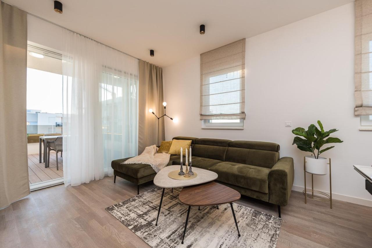 Green Sky Luxury Penthouse Apartment Zadar Buitenkant foto