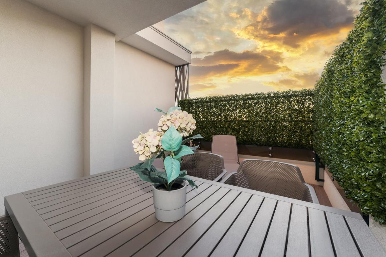 Green Sky Luxury Penthouse Apartment Zadar Buitenkant foto