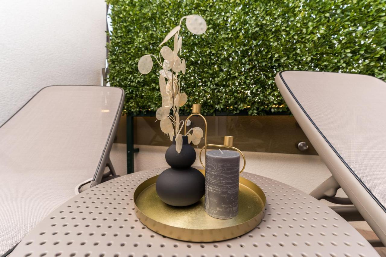 Green Sky Luxury Penthouse Apartment Zadar Buitenkant foto